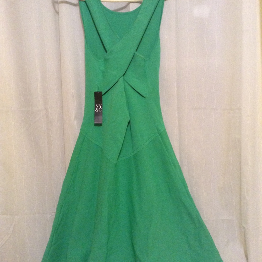 Criss cross back summer dress